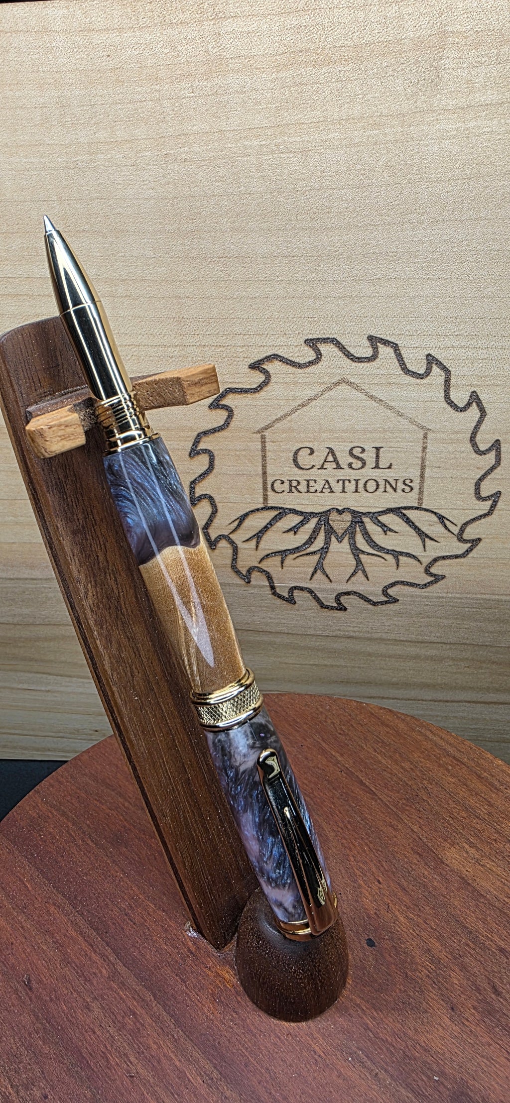 Jr. Harold purple swirl alumalite maple hybrid