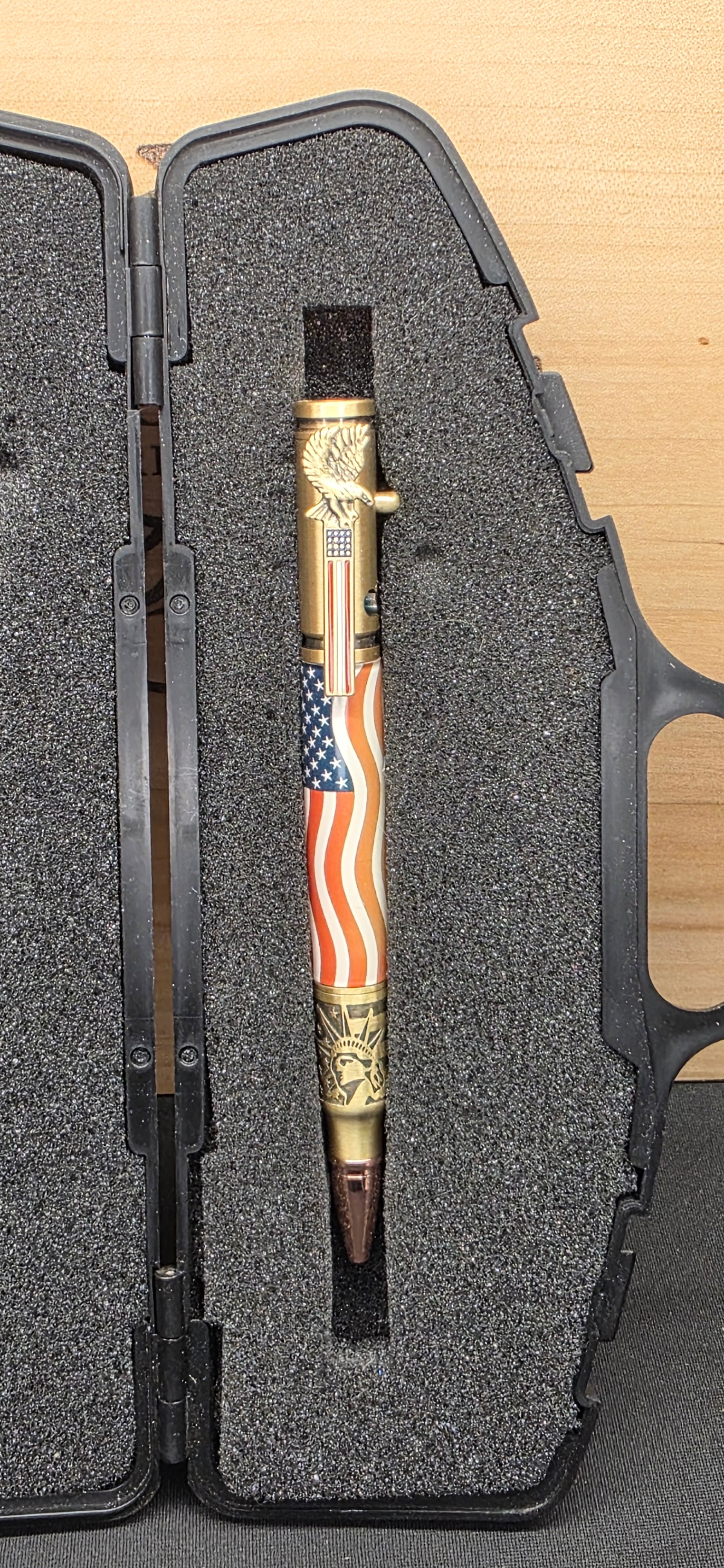 Faded Glory Statue of Liberty Bolt action Pen