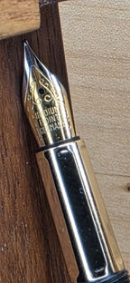 Tycoon Fountain pen Amboyna Burl