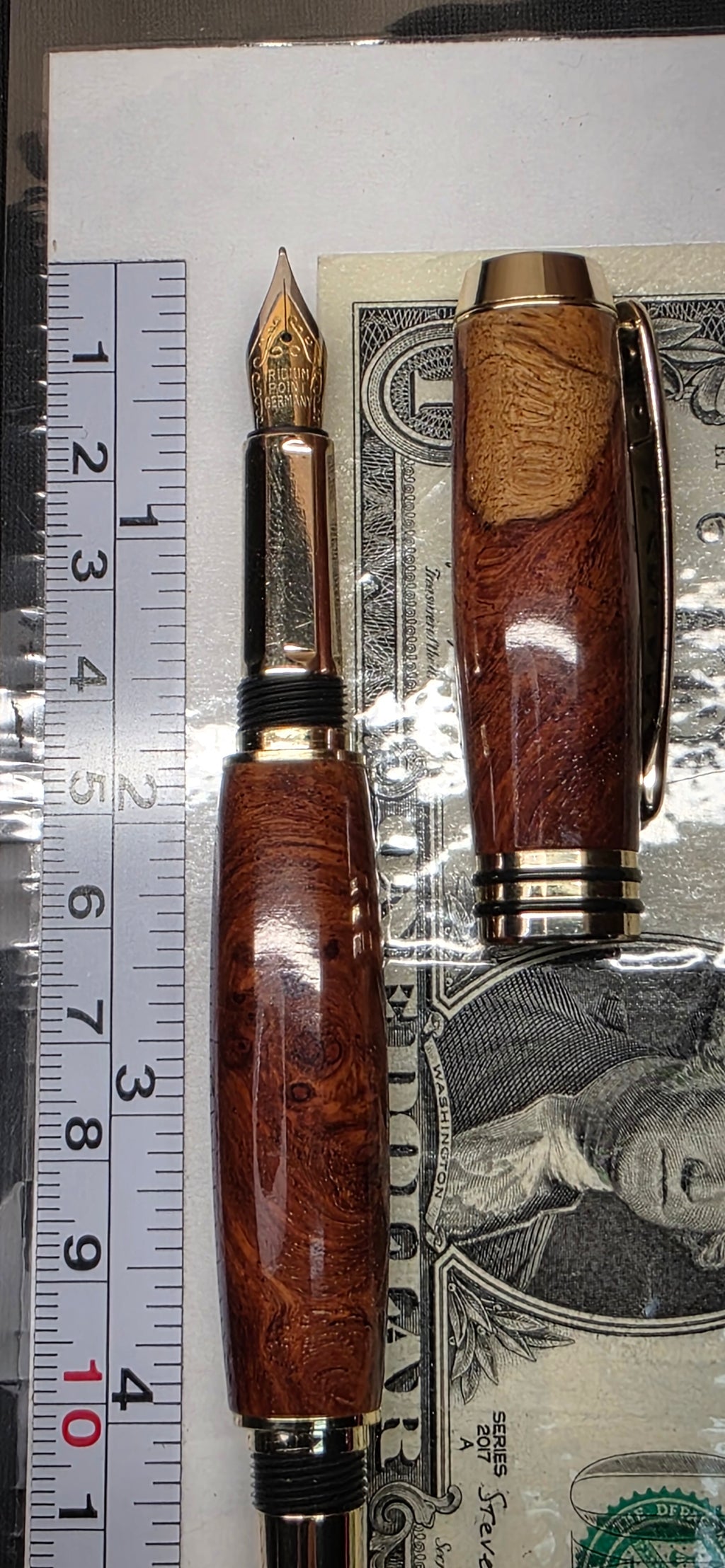 Tycoon Fountain pen Amboyna Burl
