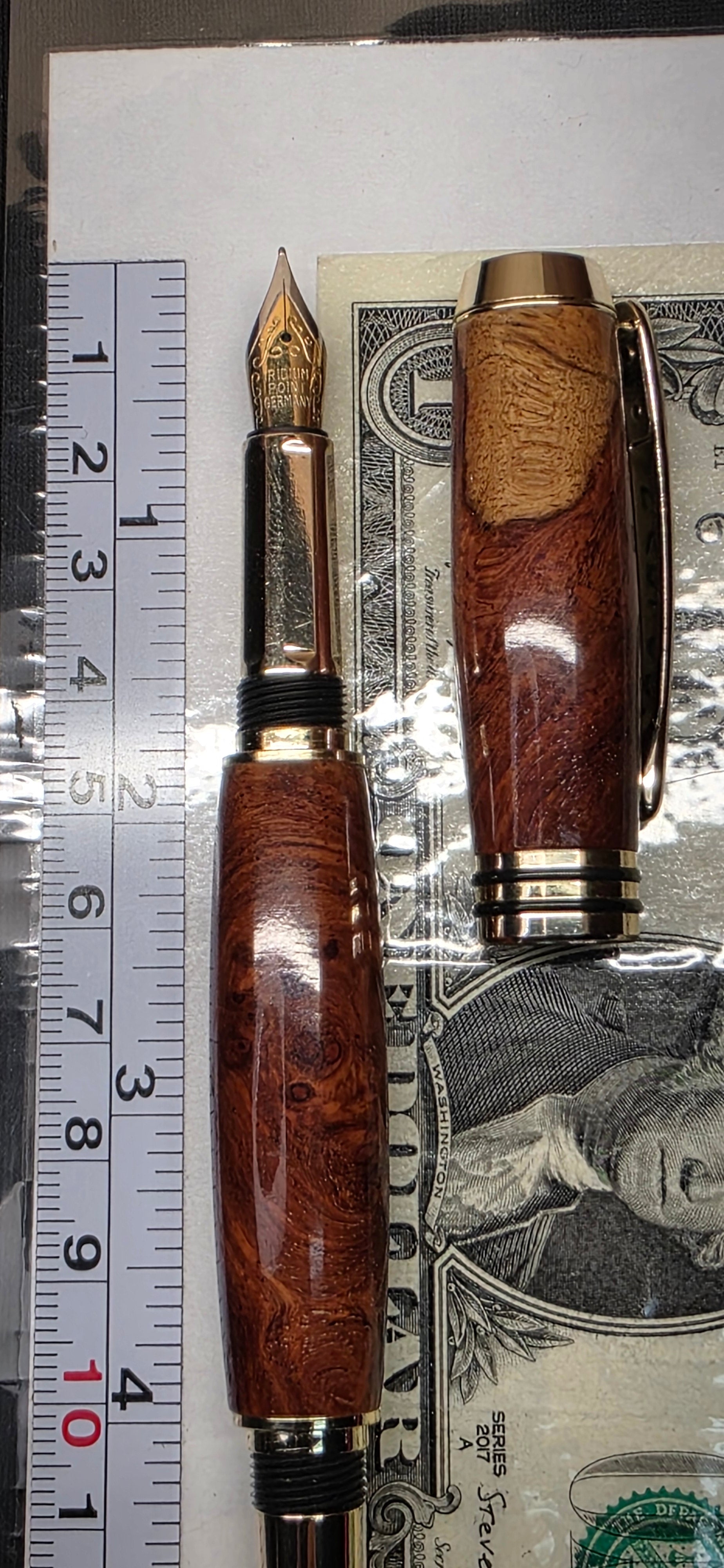 Tycoon Fountain pen Amboyna Burl
