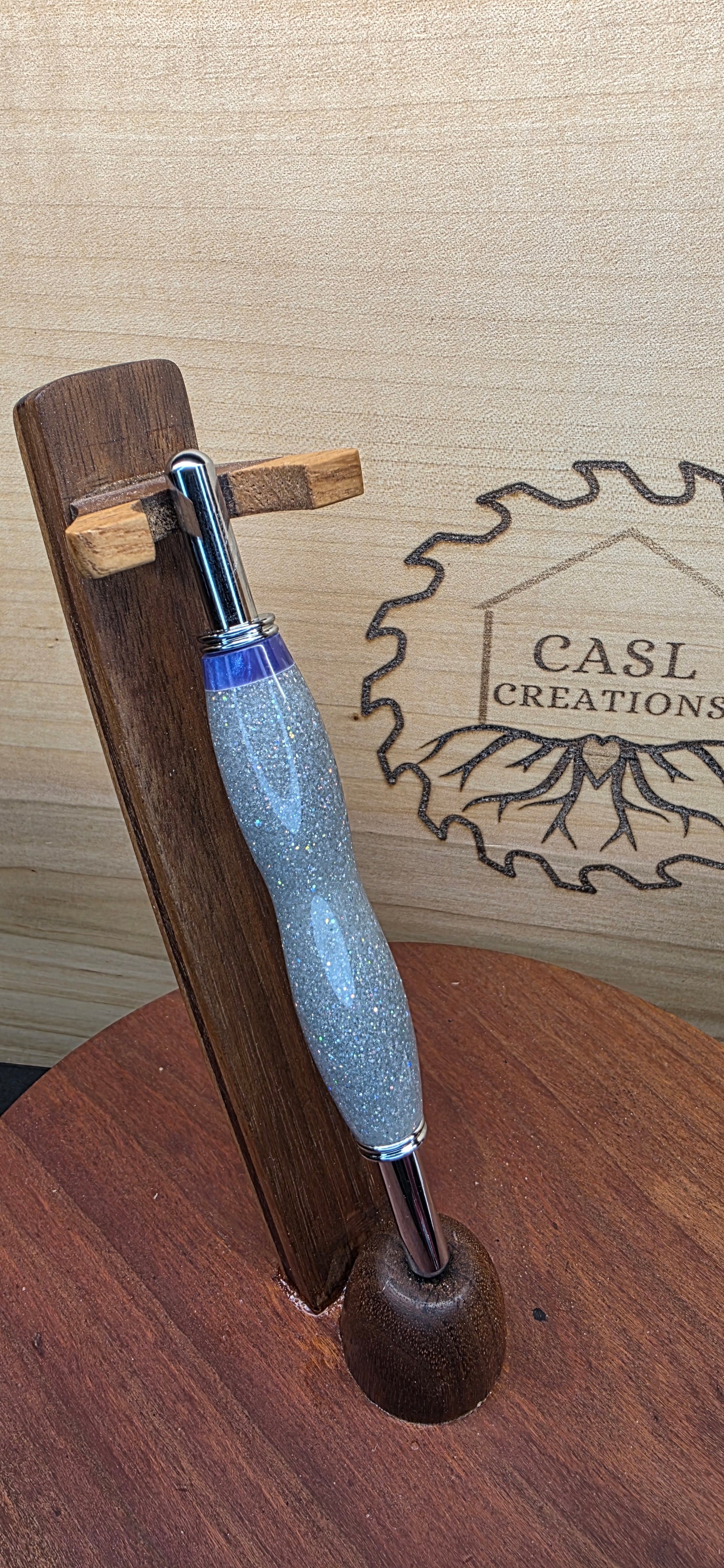 Double Seam ripper in Cosmic silver glitter with purple accent