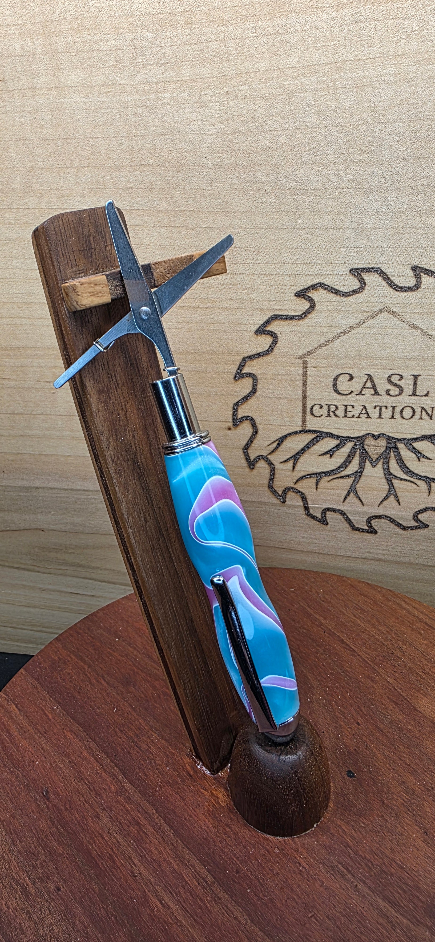 Pocket scissors in Teal with purple and white ribbons