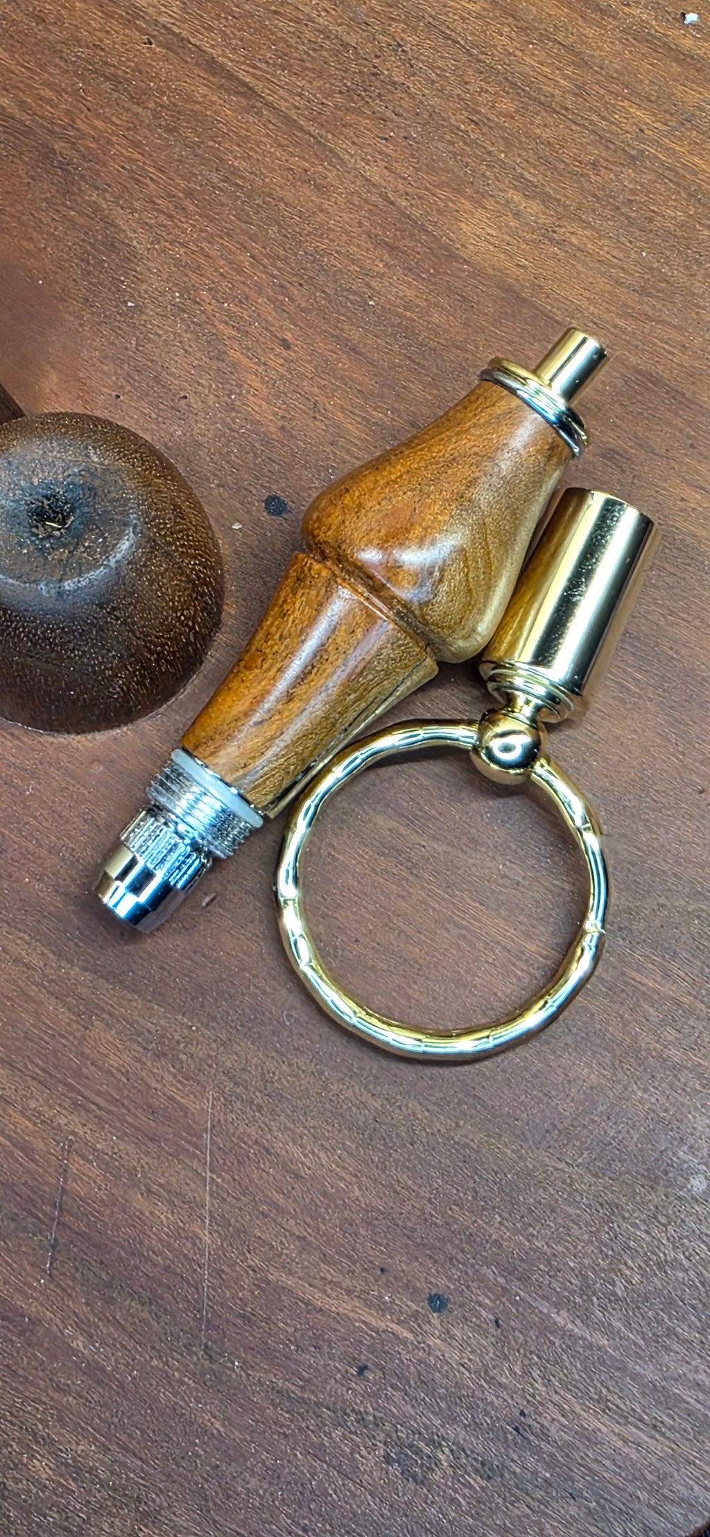 Keychain Cigar Punch in Cherry wood