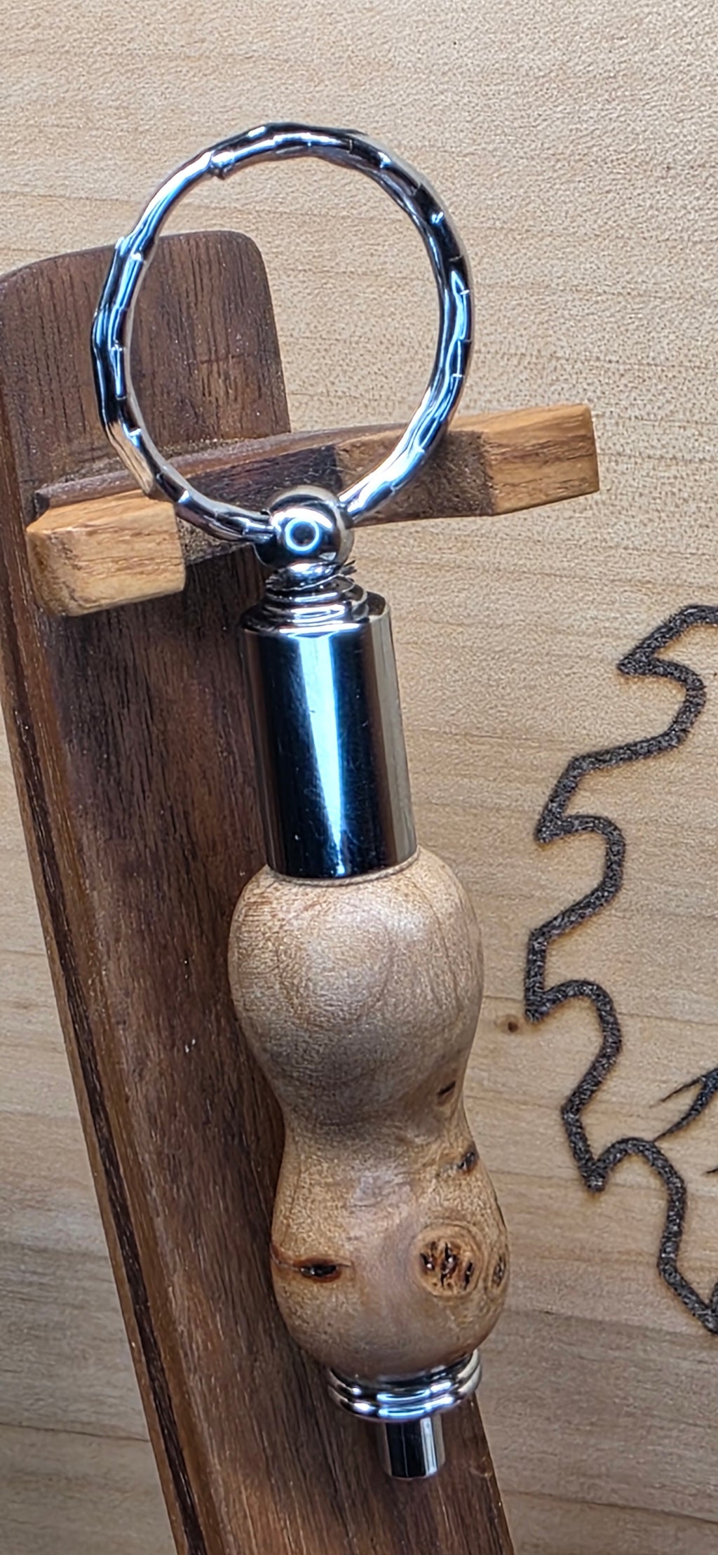 Keychain Cigar Punch in Buckeye Maple burl